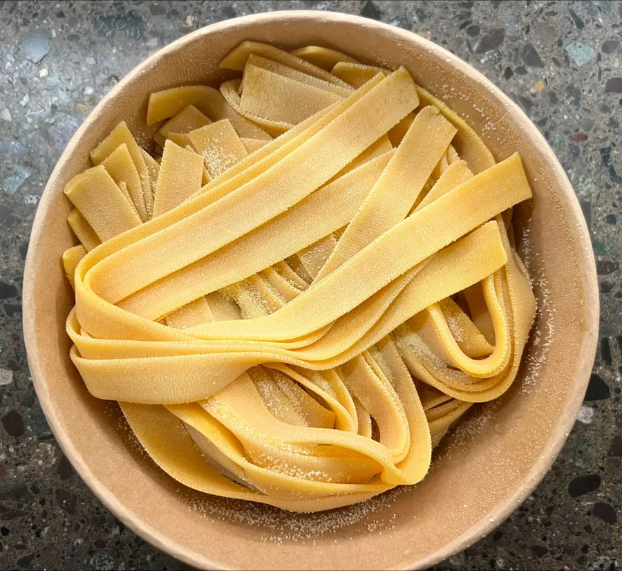 Parpadelle (fettuccine grueso)