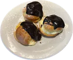 Profiteroles