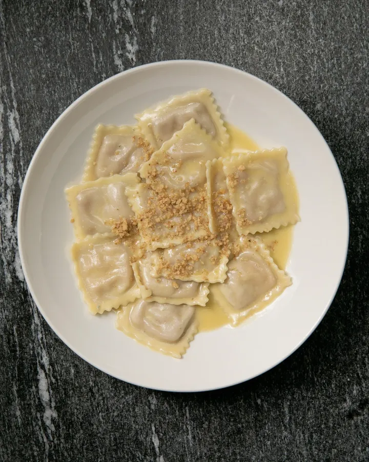 Ravioli relleno de Nuez y Ricotta 
