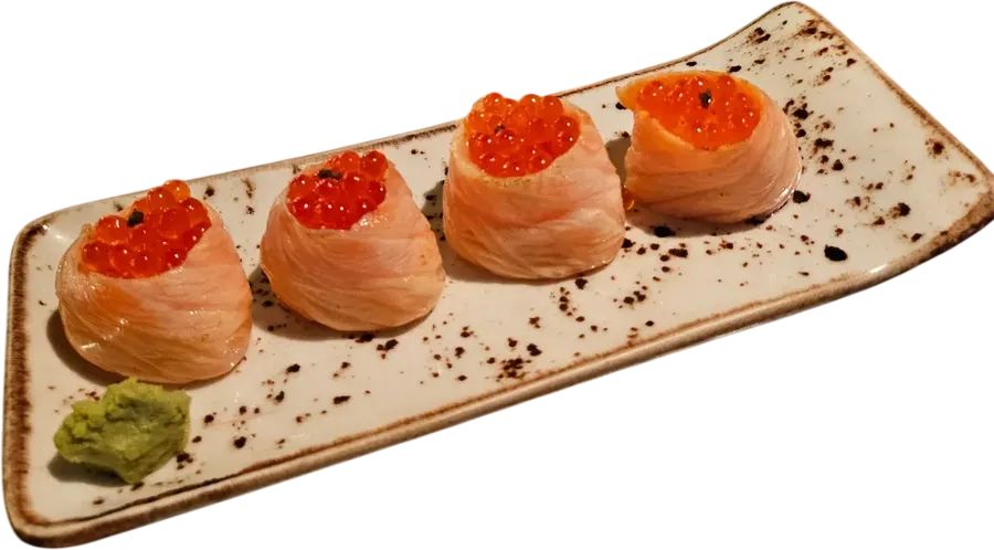 GUNKAN SALMÓN IKURA