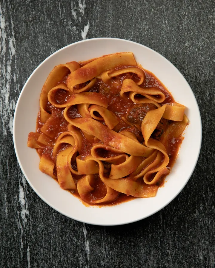 Pappardelle Sugo di Costolette