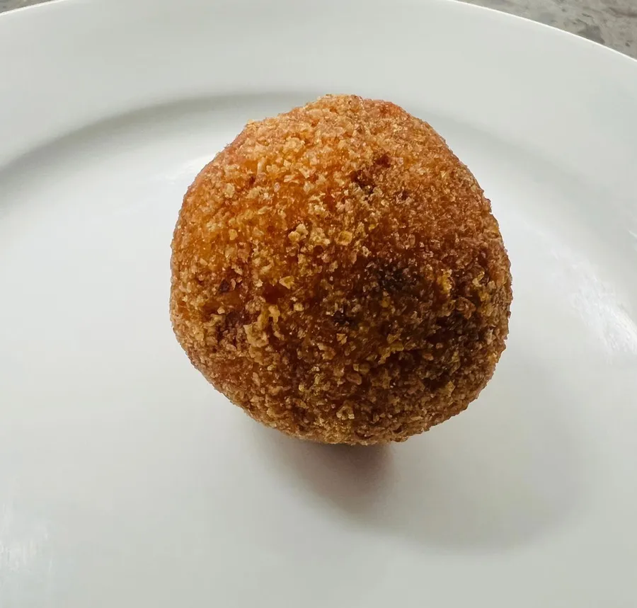 Suppli risotto de carne con mozzarella