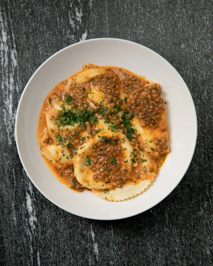 Cappellacci relleno de Queso Ahumado