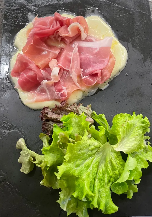 Scamorza Prosciutto Crudo